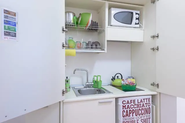 Ave Roma B&B 5*, Rome