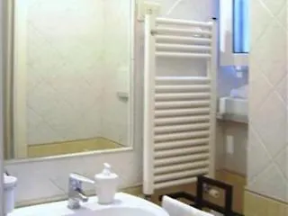 Bed & Breakfast Ave Roma B&B
