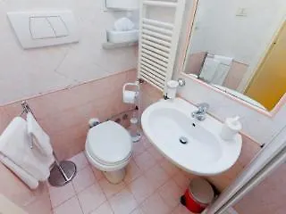 Ave Roma B&B Bed & Breakfast Rome