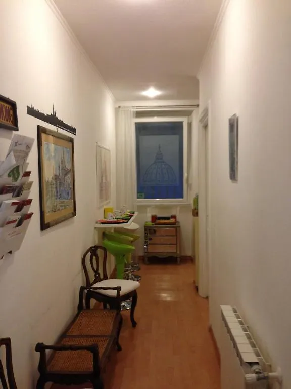 Ave Roma B&B 5*, Rome Italy
